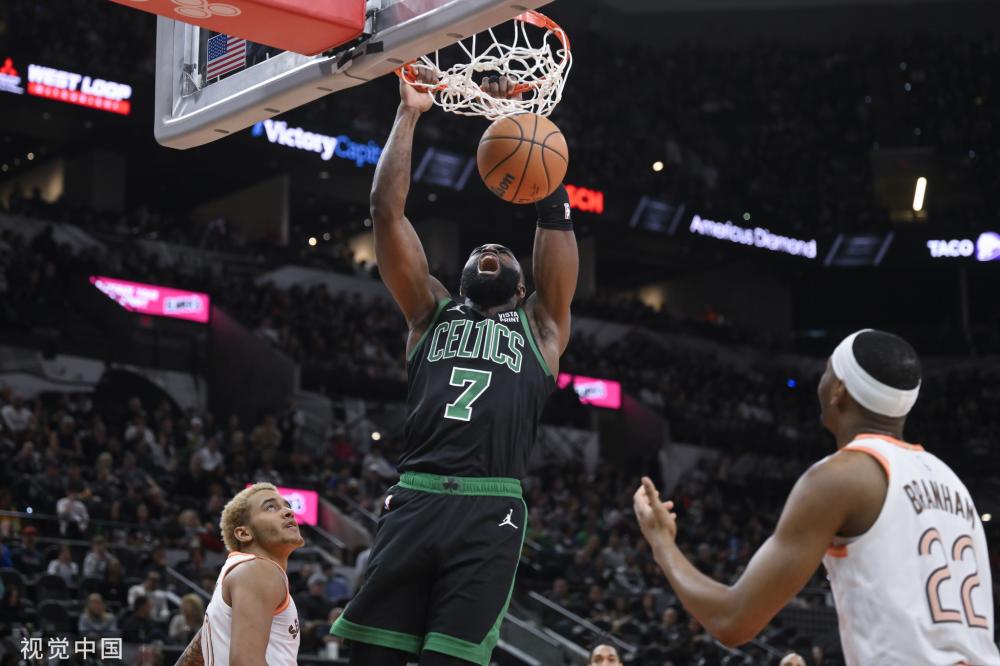 迫使对手更 迫使对手更