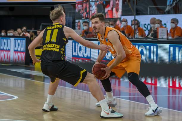 车队摘下2 车队摘下2