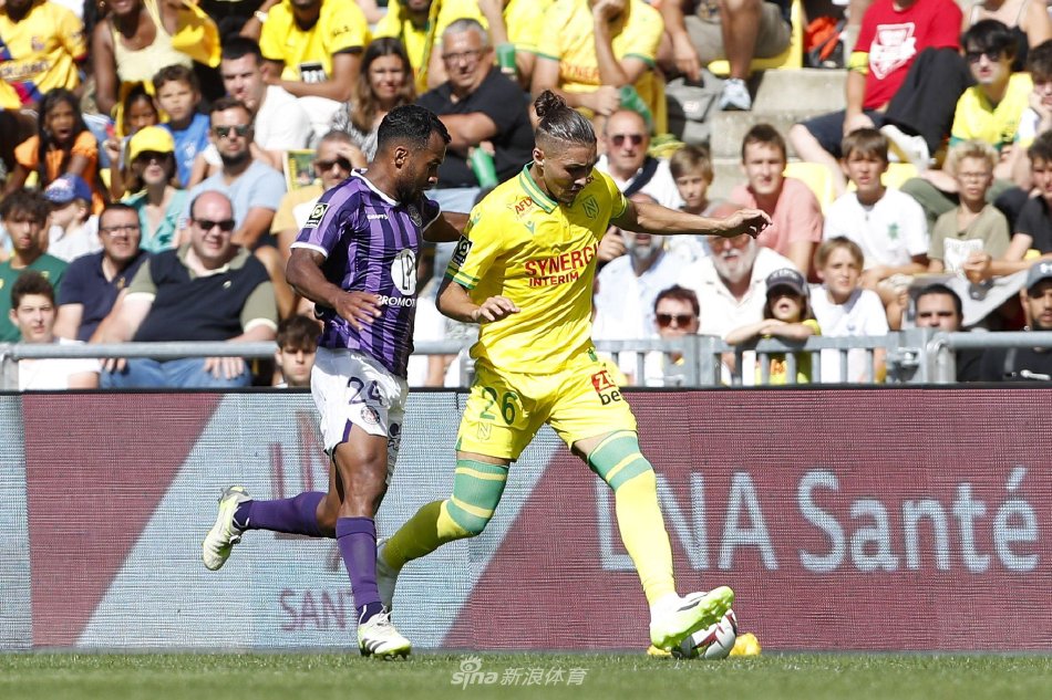 做出重要贡 做出重要贡